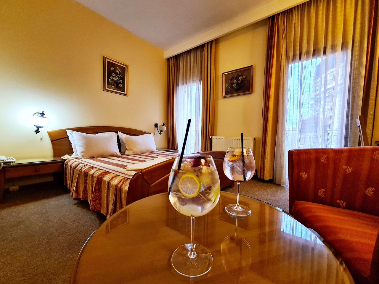 Hotel Horoscop Bukares Bagian luar foto