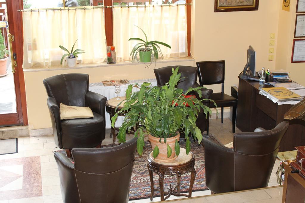 Hotel Horoscop Bukares Bagian luar foto
