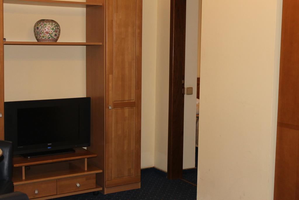Hotel Horoscop Bukares Bagian luar foto